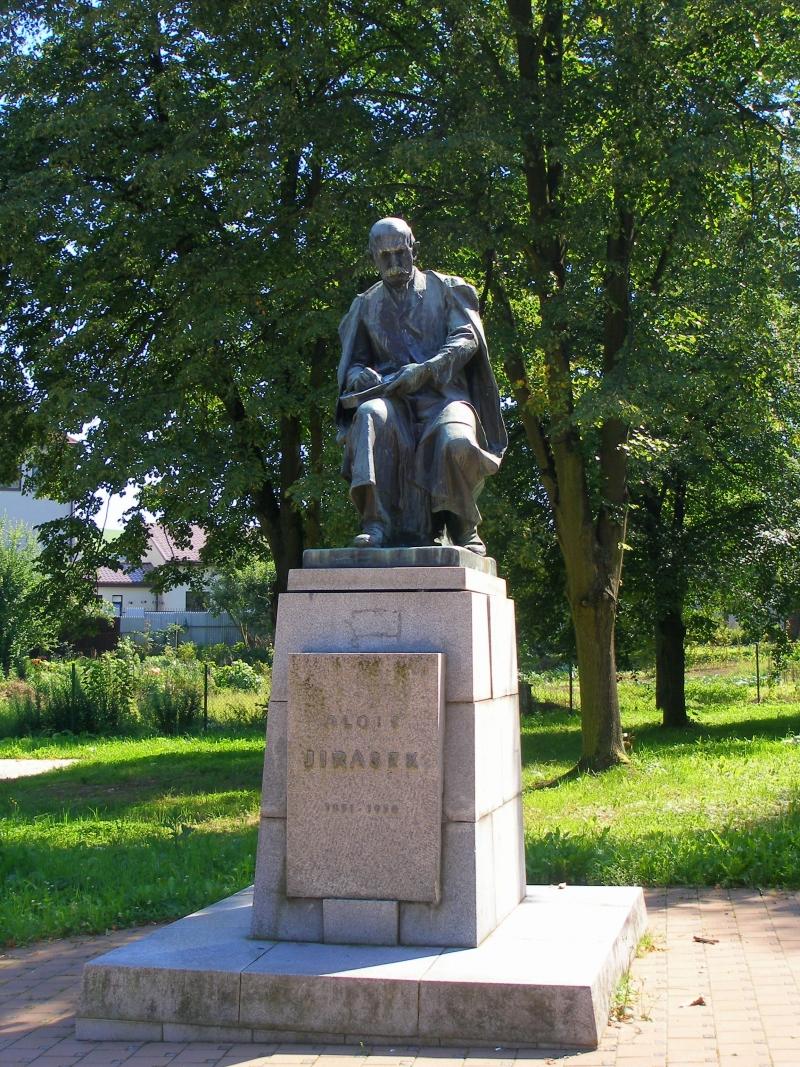 Pomník Alojza Jiráska