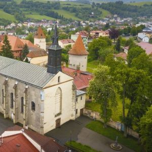Kostol sv. Jána Krstiteľa a kláštor františkánov